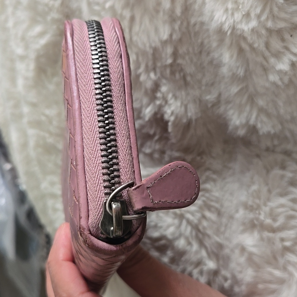 Bottega Venta Preloved wallet great condition inside & out, mauve. - Picture 11 of 14